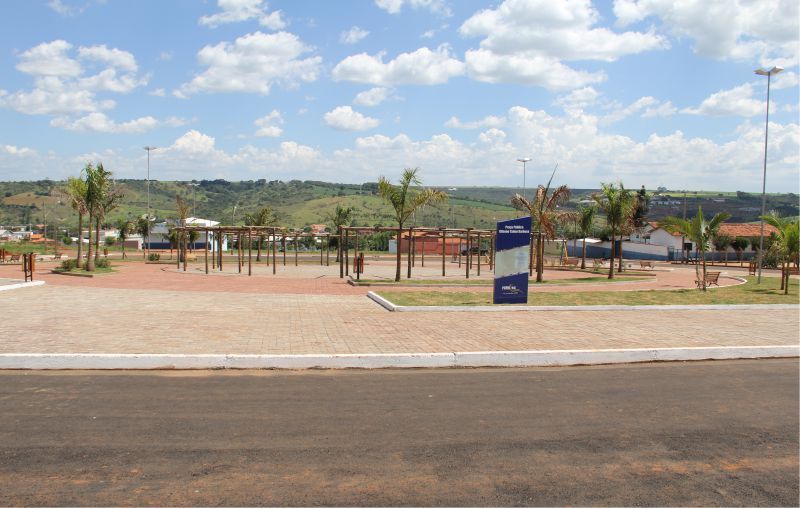 Praça Pública do Bairro Ferreirinha